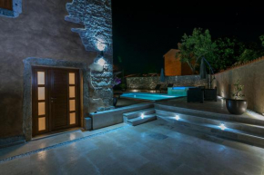 Villa Sagri - heated pool